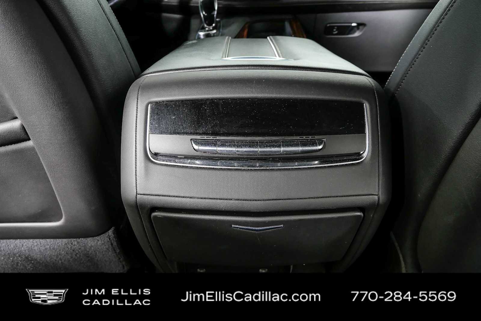 Used 2021 Cadillac Escalade Luxury RWD image 20