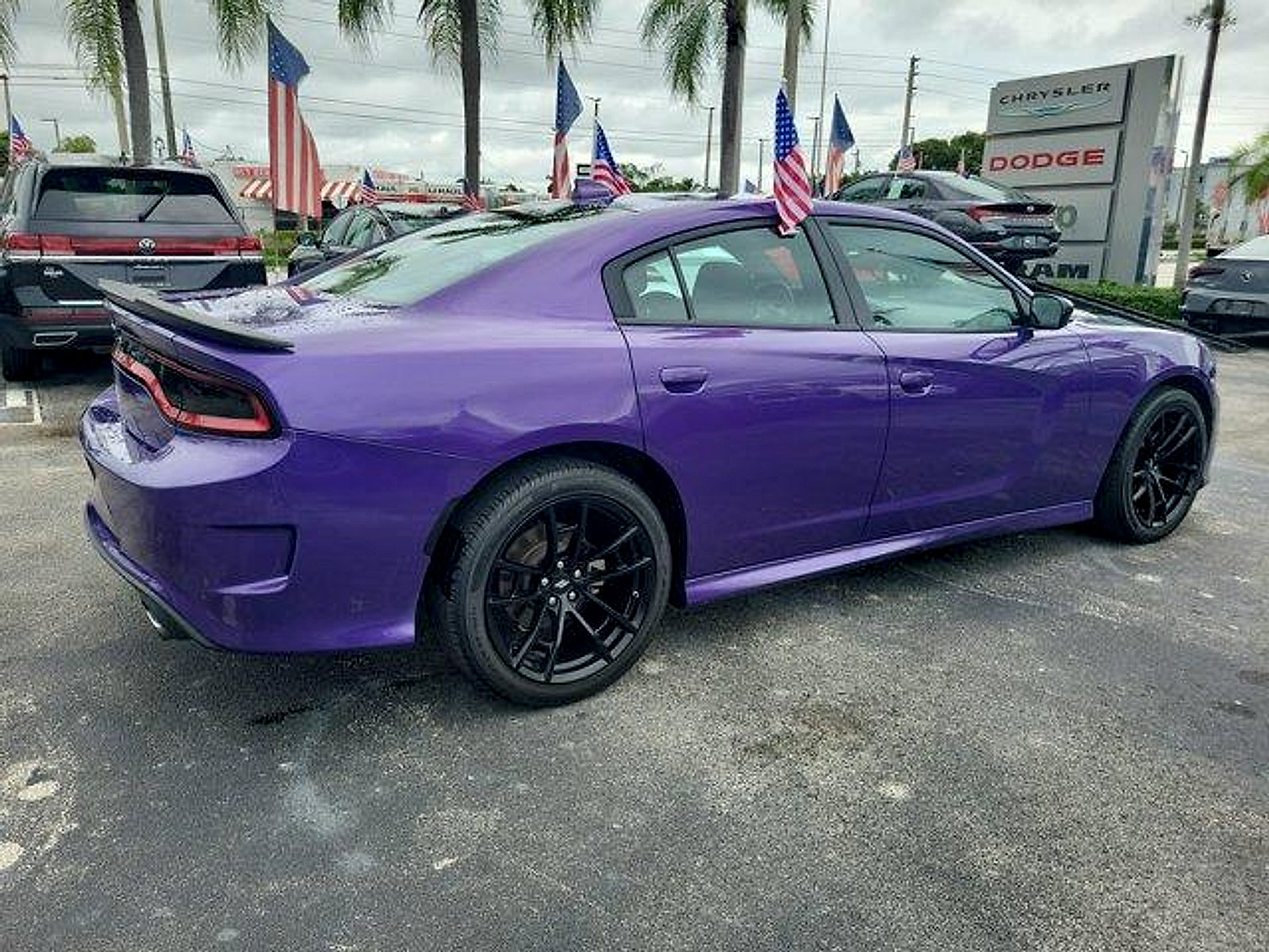 Certified 2023 Dodge Charger GT w/ Navigation & Travel Group RWD image 7