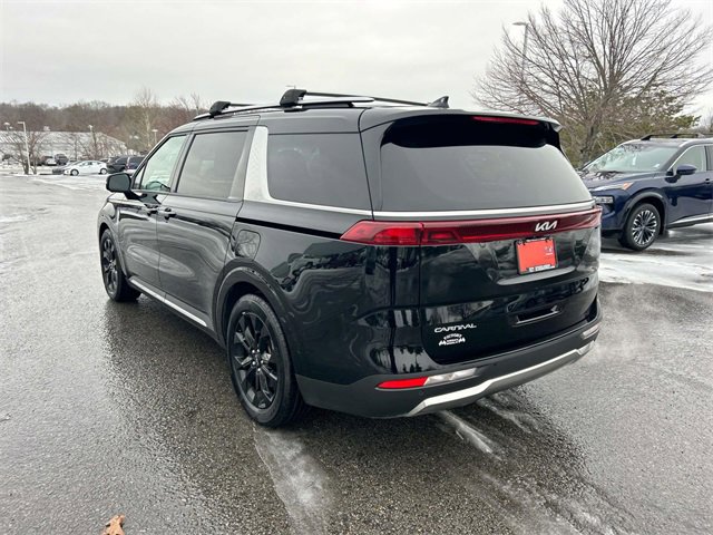 Used 2023 Kia Carnival SX image 6