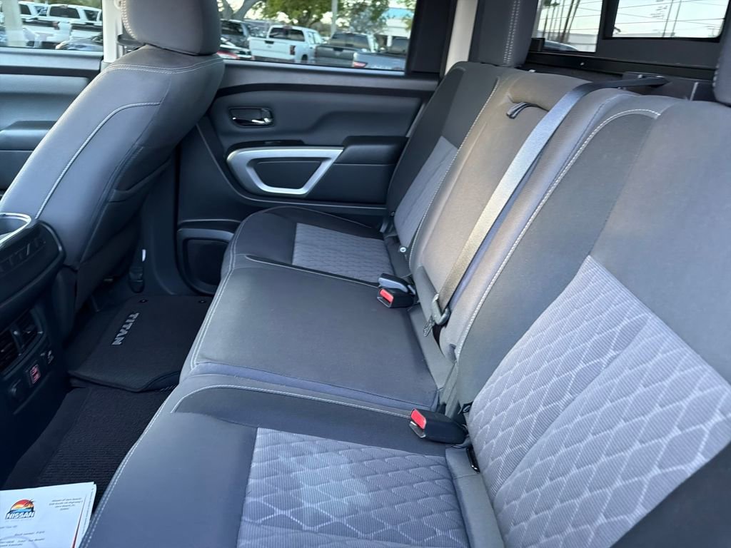 Used 2024 Nissan Titan SV w/ SV Convenience Package image 58