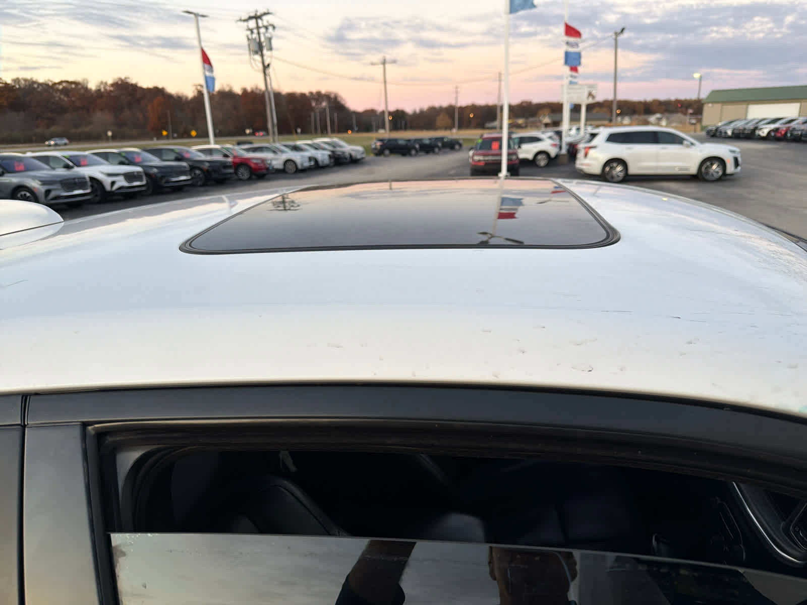 Used 2015 Dodge Charger SXT w/ AWD Premium Group image 5