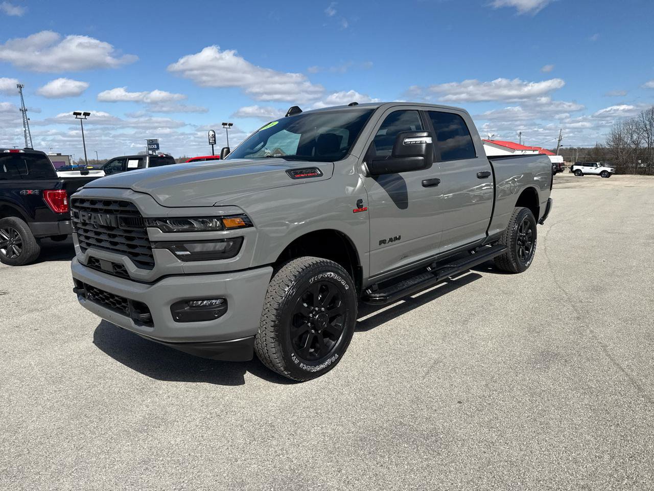 New 2026 RAM 2500 Big Horn AWD/4WD image 17