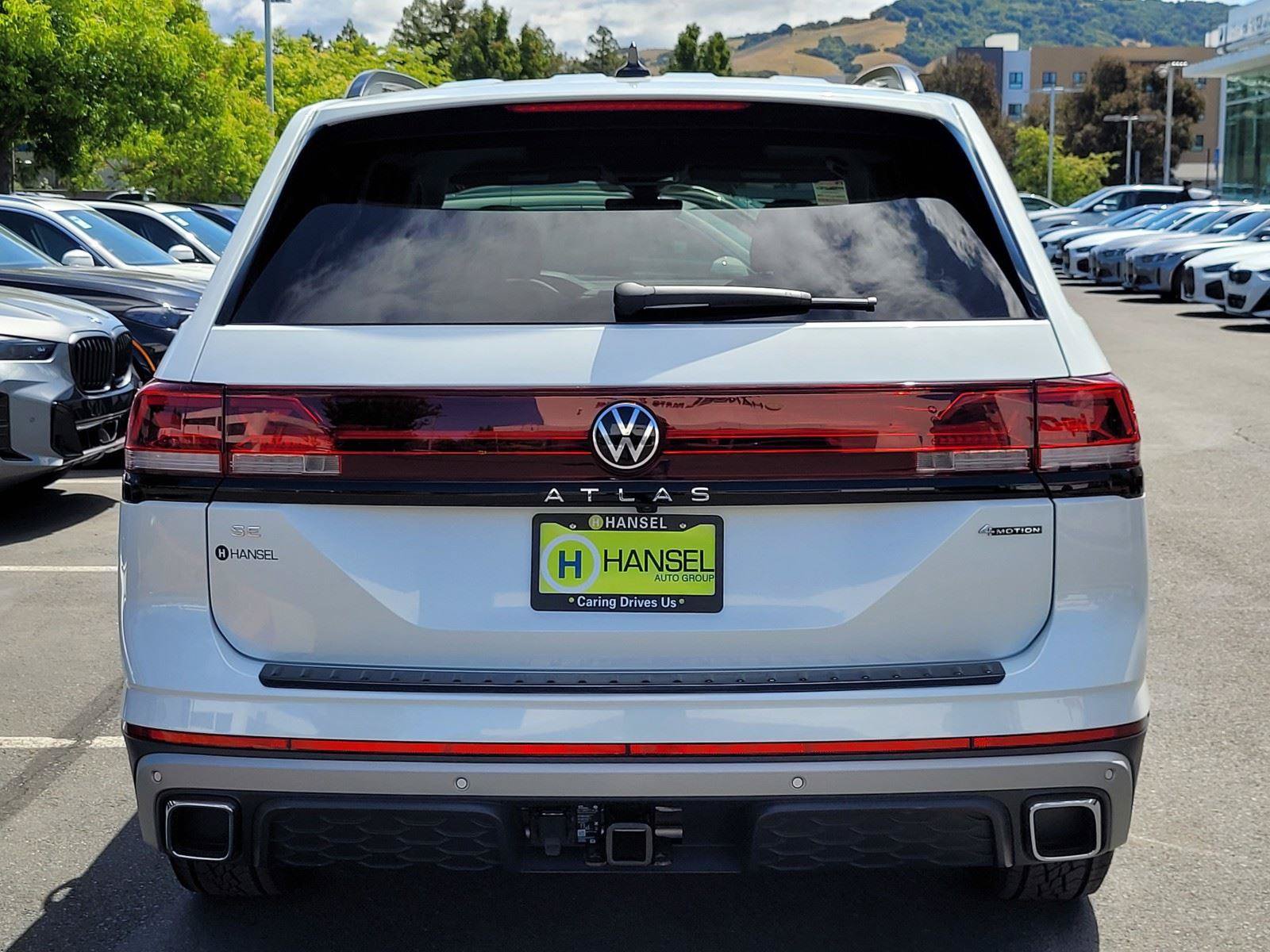 New 2026 Volkswagen Atlas Peak Edition AWD/4WD image 7
