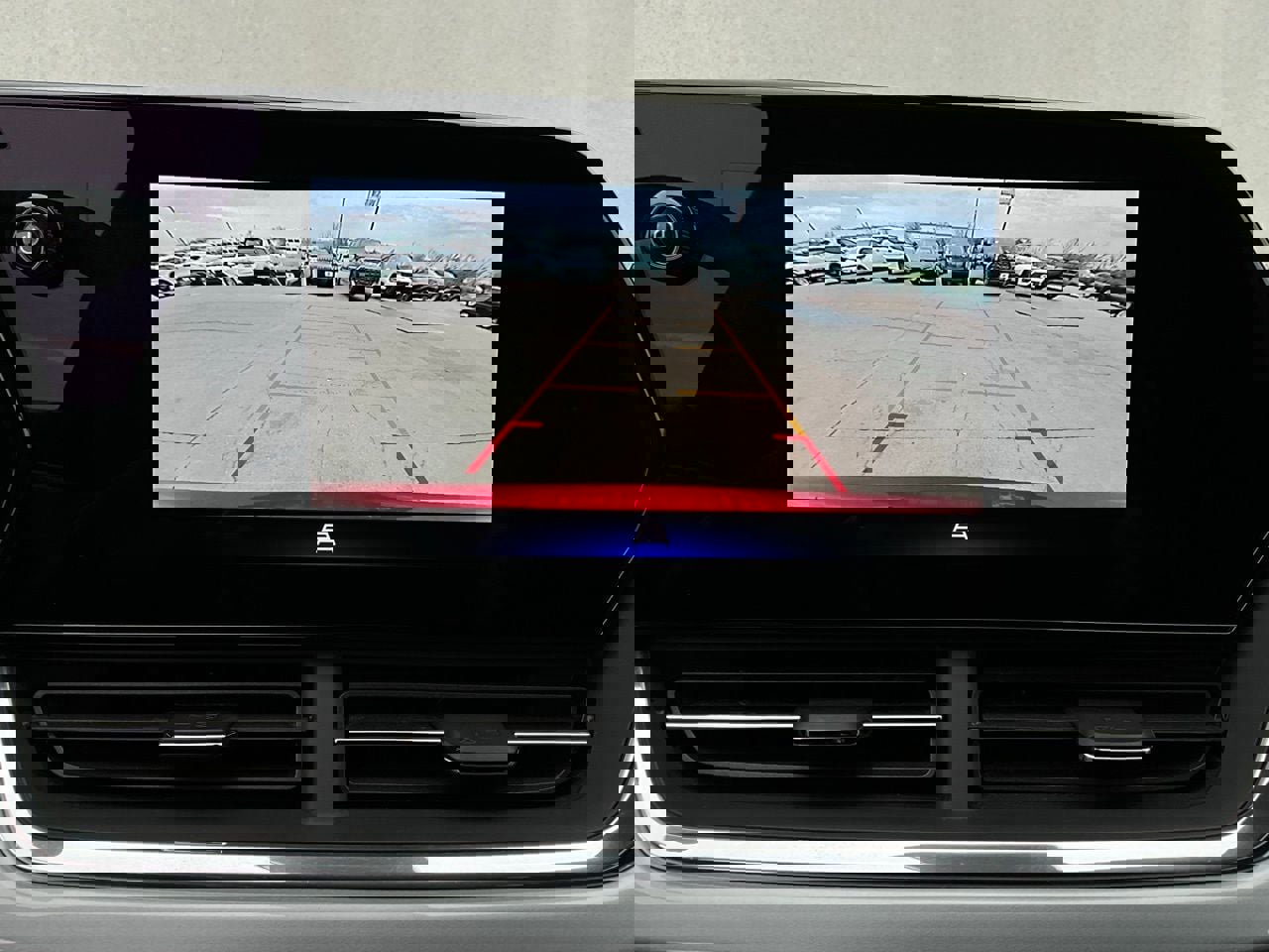 Used 2025 Chevrolet Trax LT image 30