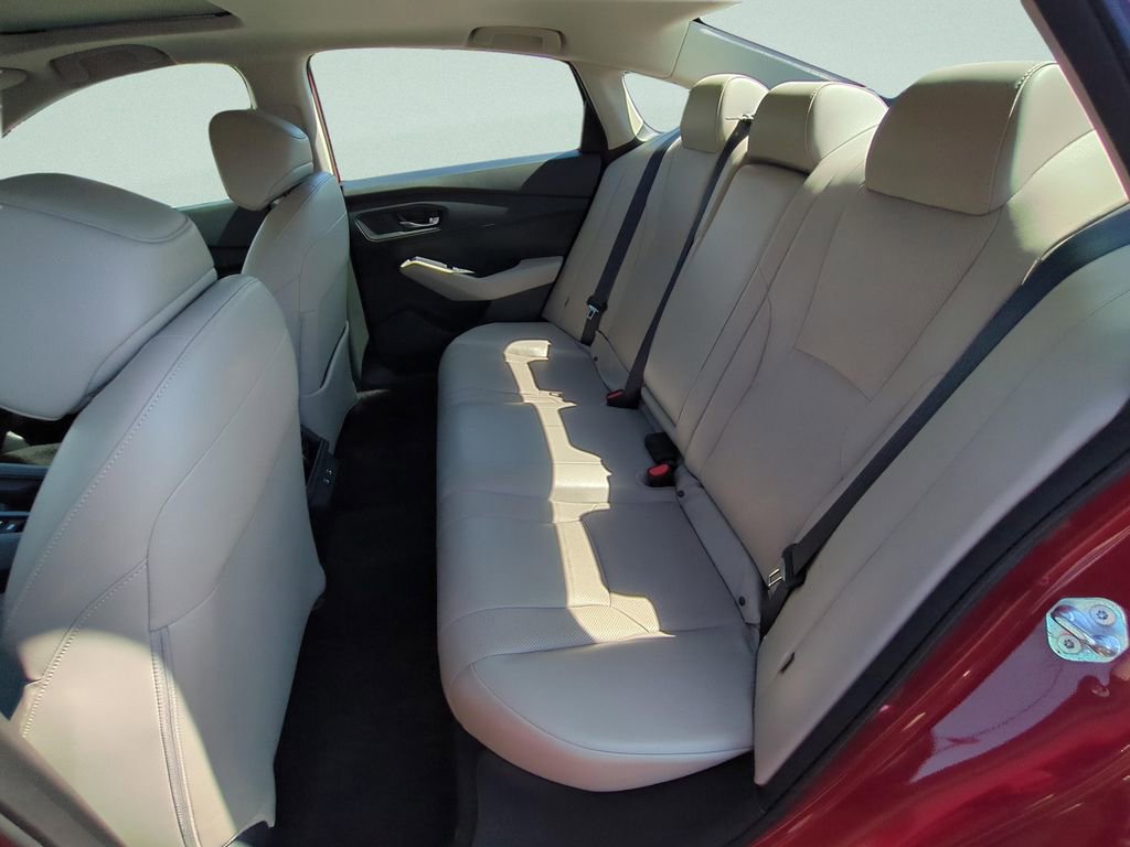 Used 2023 Honda Accord EX-L image 12