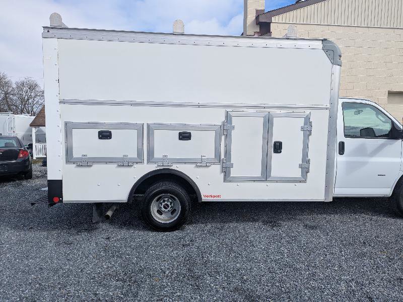 Used 2022 GMC Savana 3500 w/ Power Convenience Package image 13