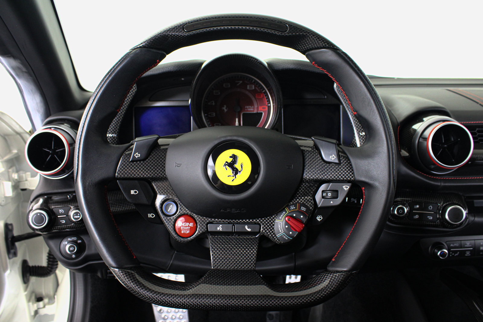 Used 2020 Ferrari 812 Superfast RWD image 54