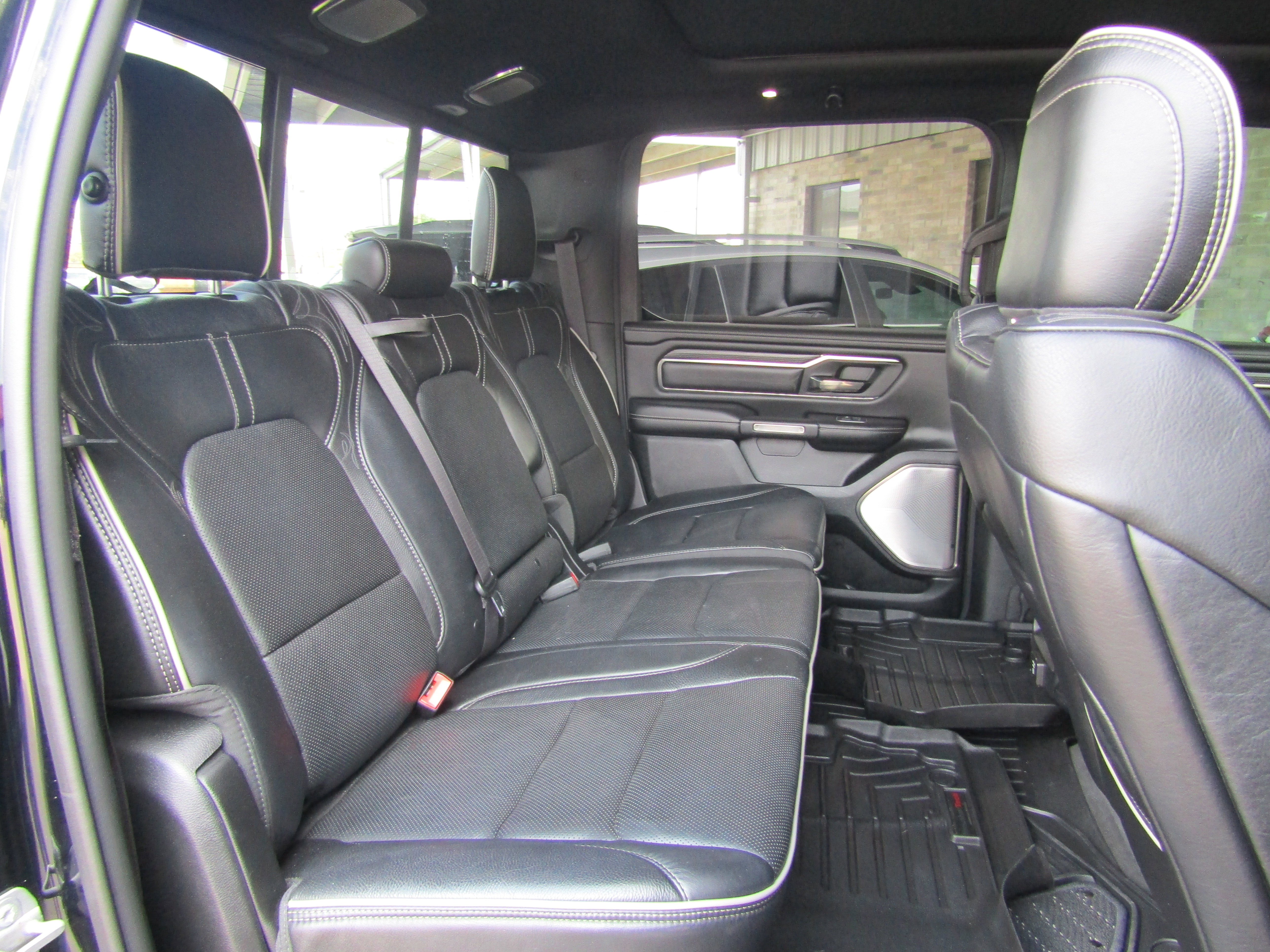 Used 2021 GMC Sierra 1500 SLE image 12