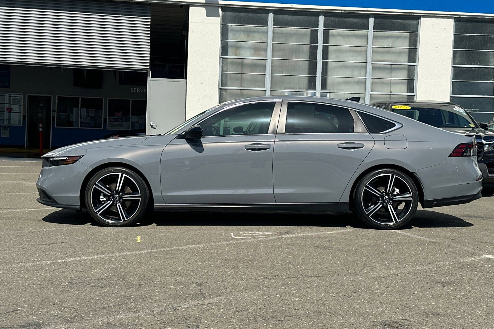 Used 2023 Honda Accord Sport image 7