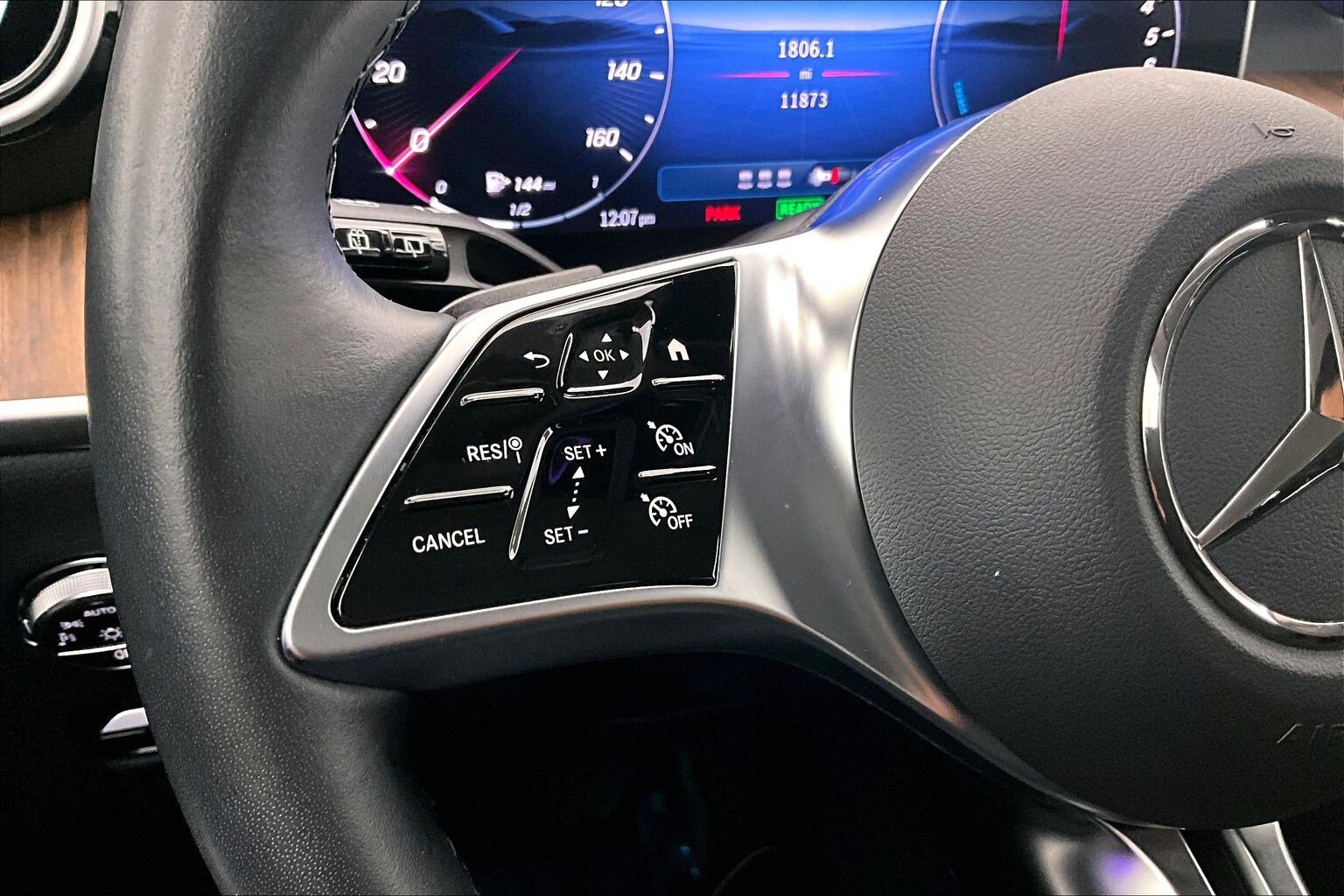 Certified 2025 Mercedes-Benz GLC 350e 4MATIC image 21