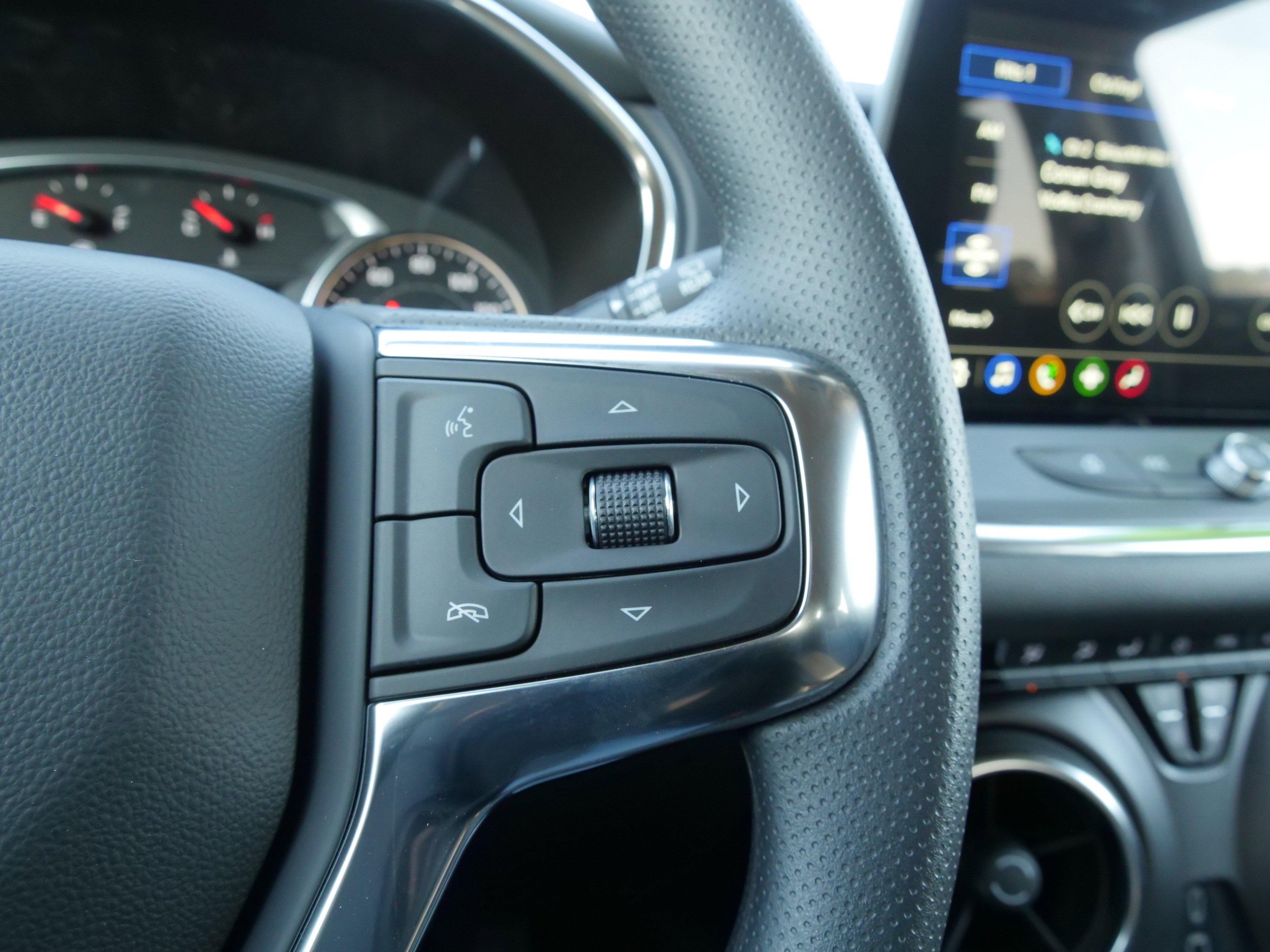 New 2025 Chevrolet Blazer LT image 23