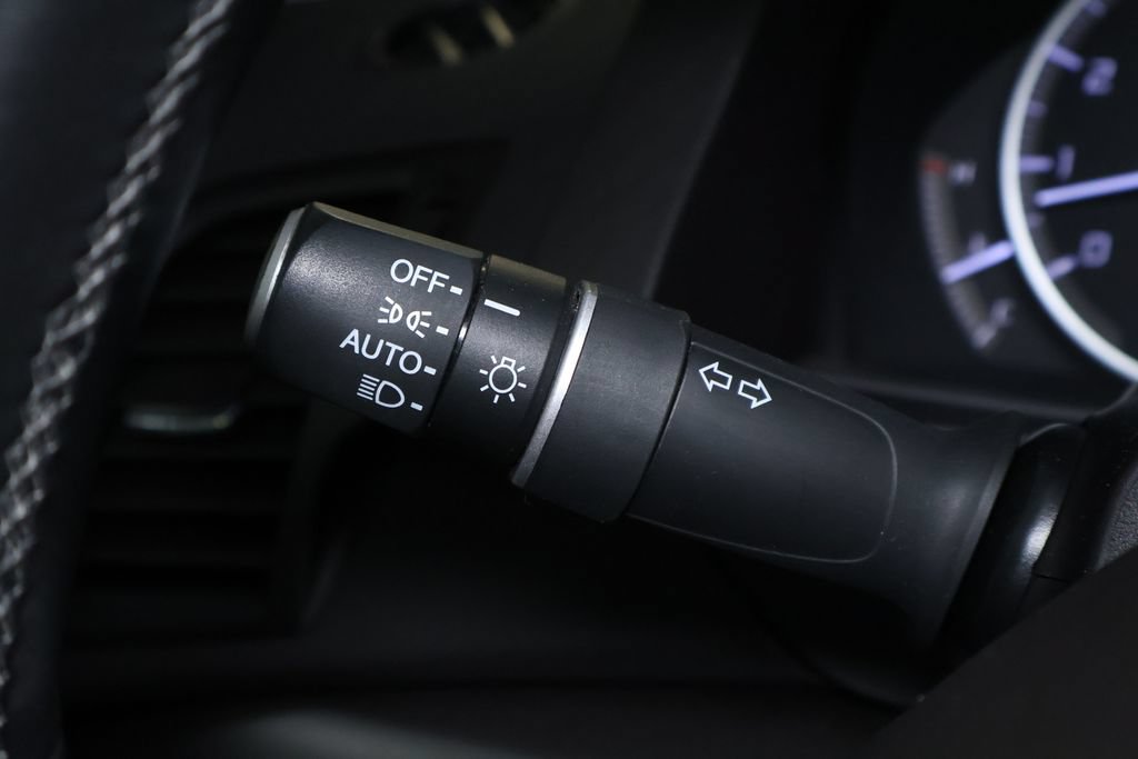 Used 2015 Acura RDX AWD image 24
