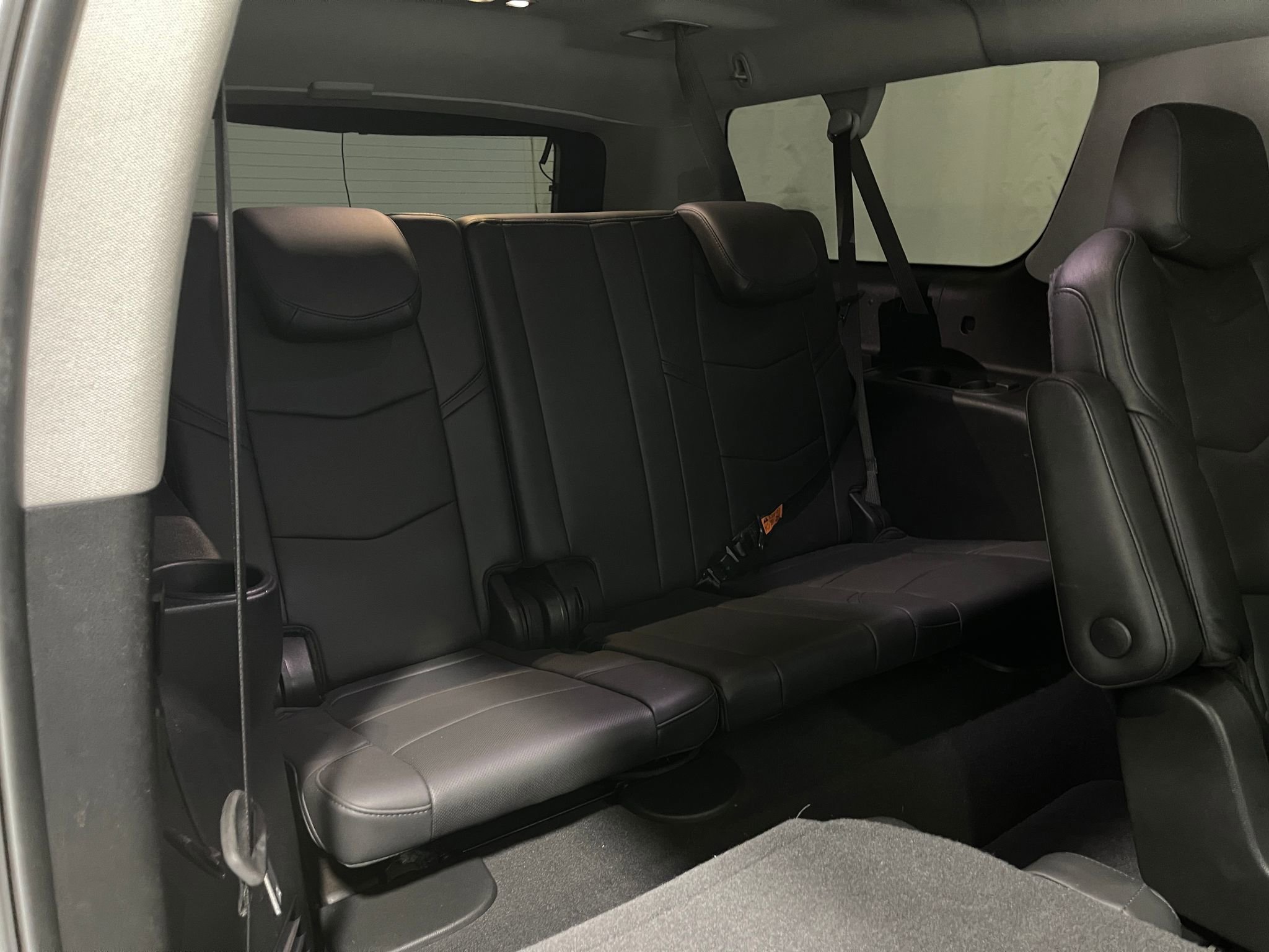 Used 2019 Cadillac Escalade ESV Luxury image 31
