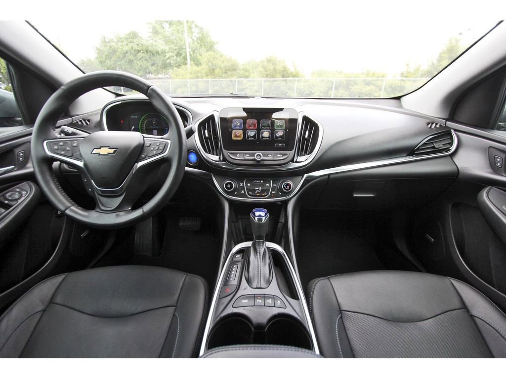 Used 2018 Chevrolet Volt Premier image 11