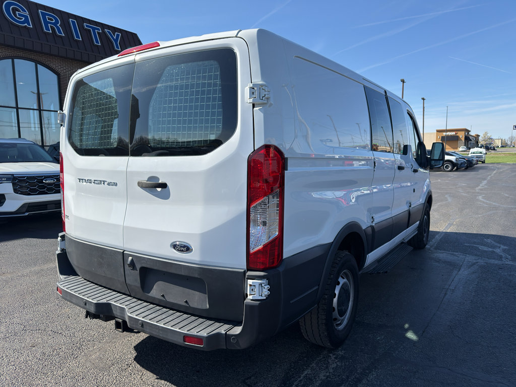 Used 2016 Ford Transit 250 130 Low Roof image 8