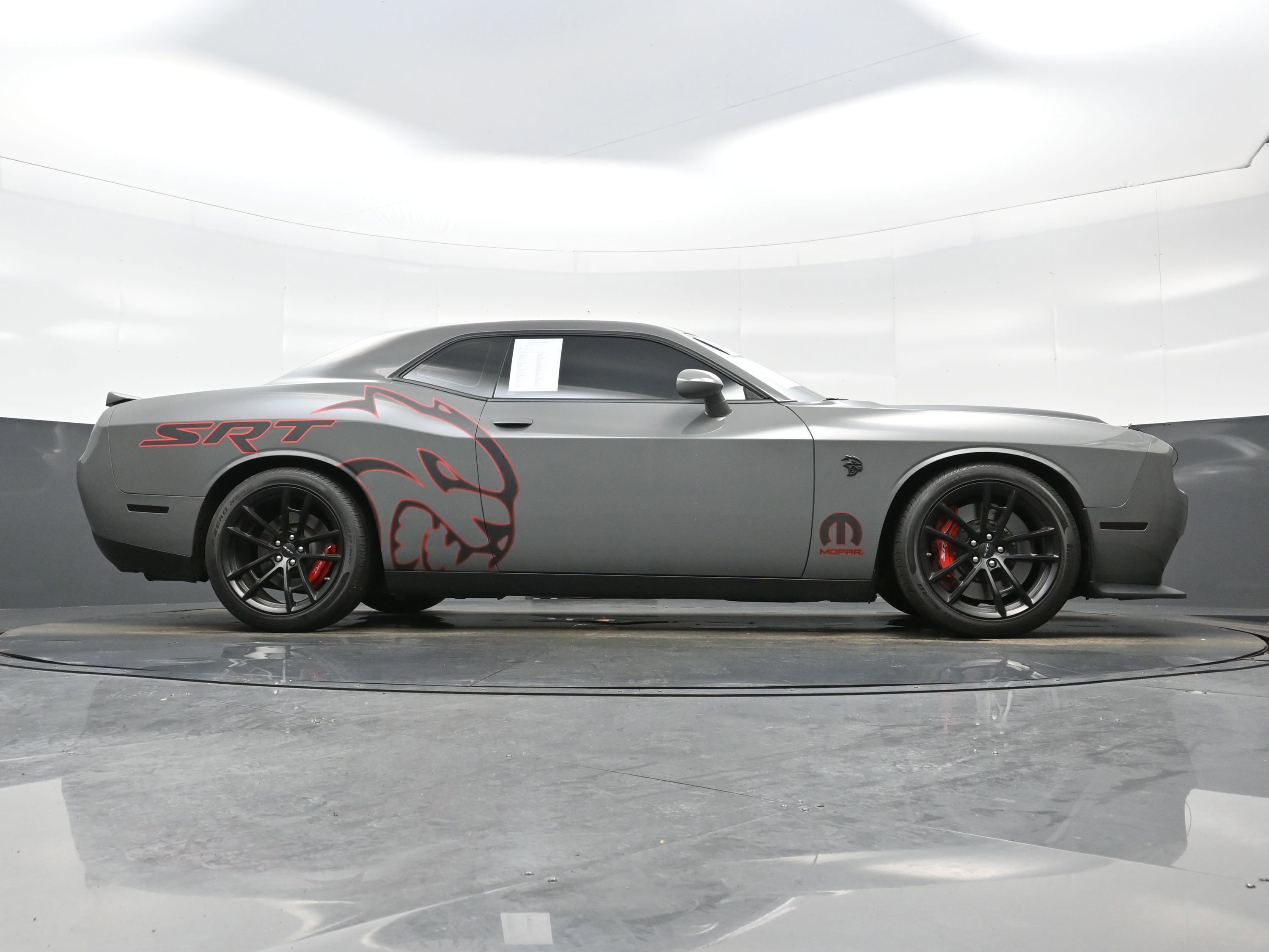Used 2023 Dodge Challenger SRT Hellcat w/ Driver Convenience Group RWD image 27