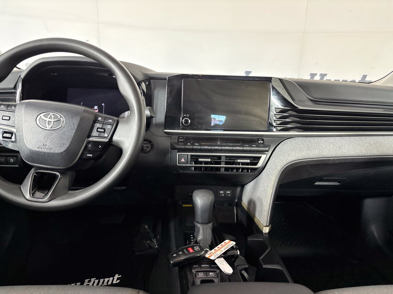Used 2026 Toyota Camry LE FWD image 23