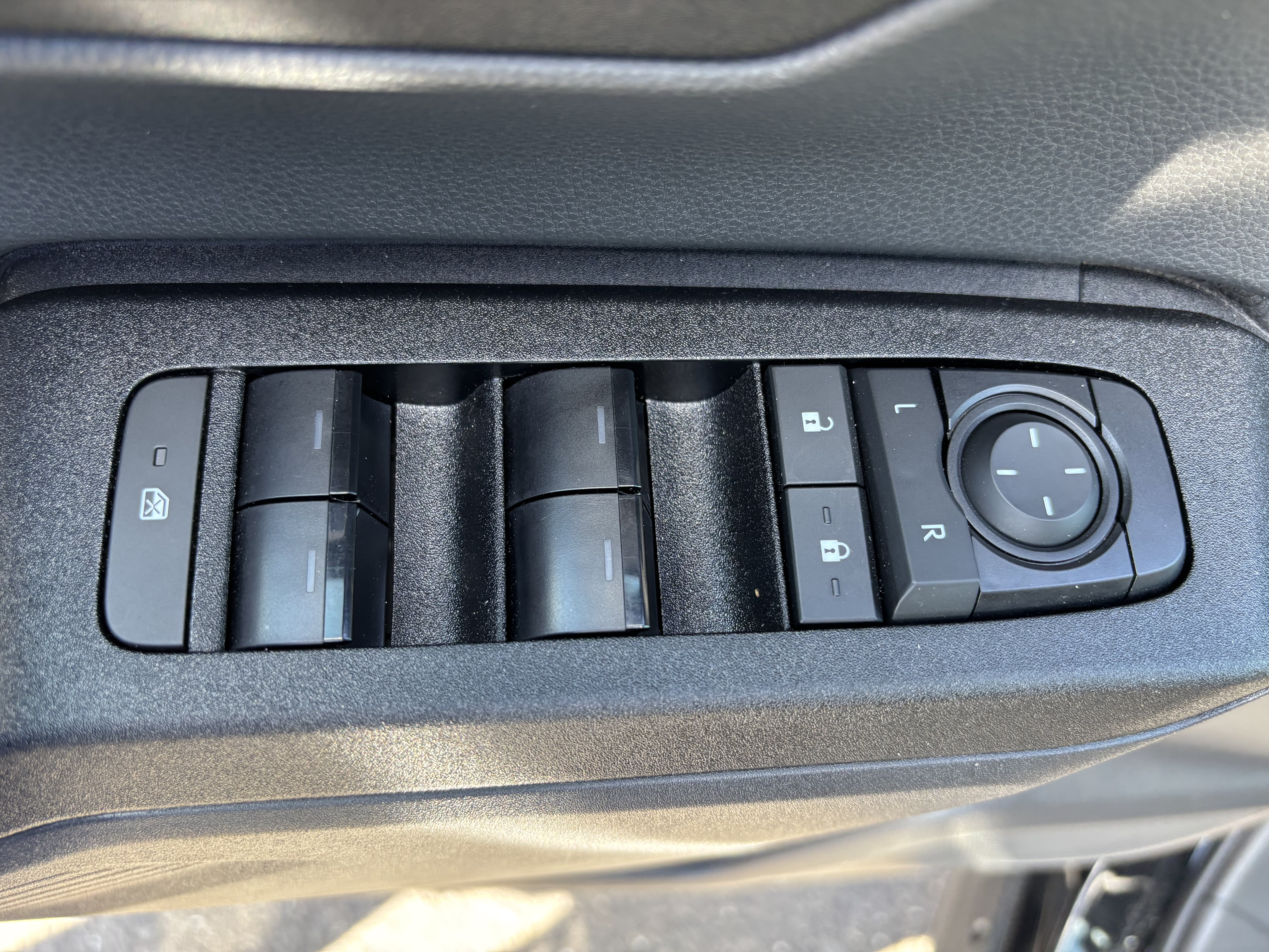 Certified 2026 Toyota RAV4 LE AWD/4WD image 17