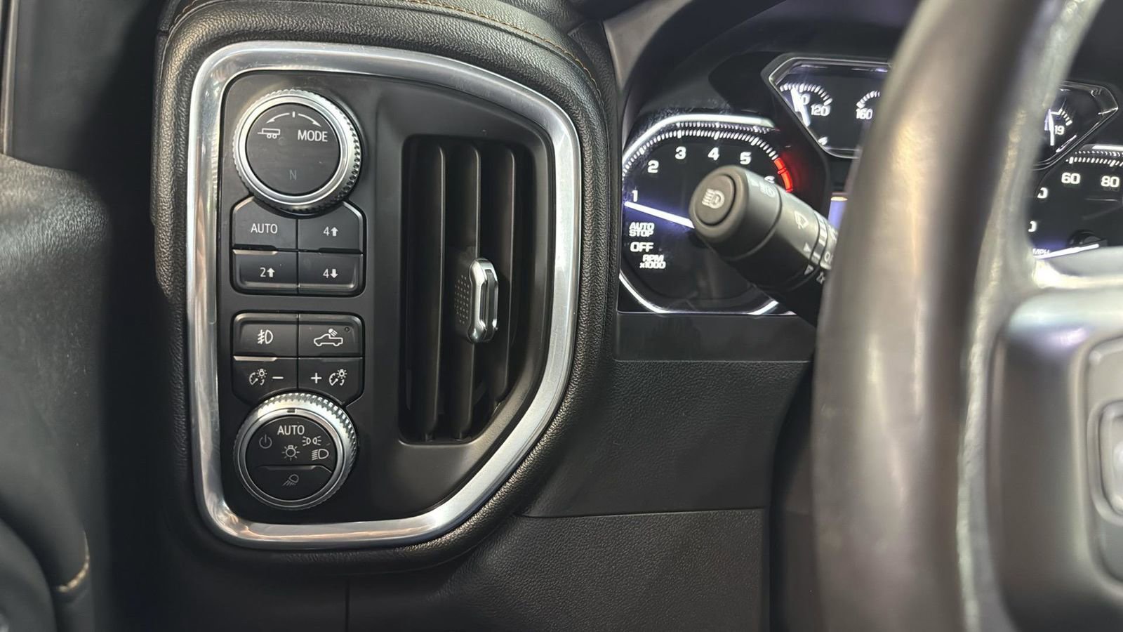 Used 2020 GMC Sierra 1500 AT4 w/ AT4 Premium Package image 15