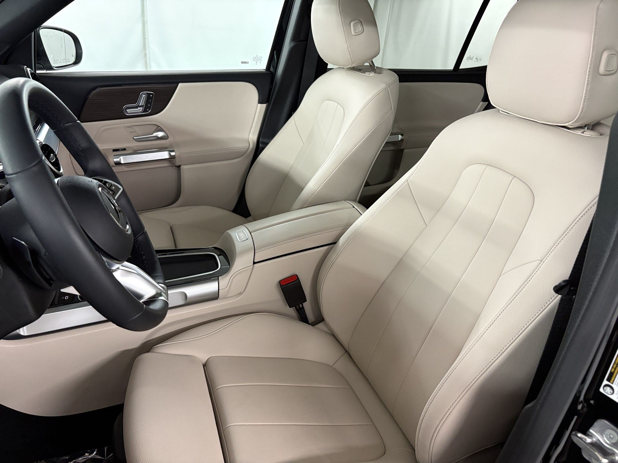 Certified 2026 Mercedes-Benz GLB 250 image 5