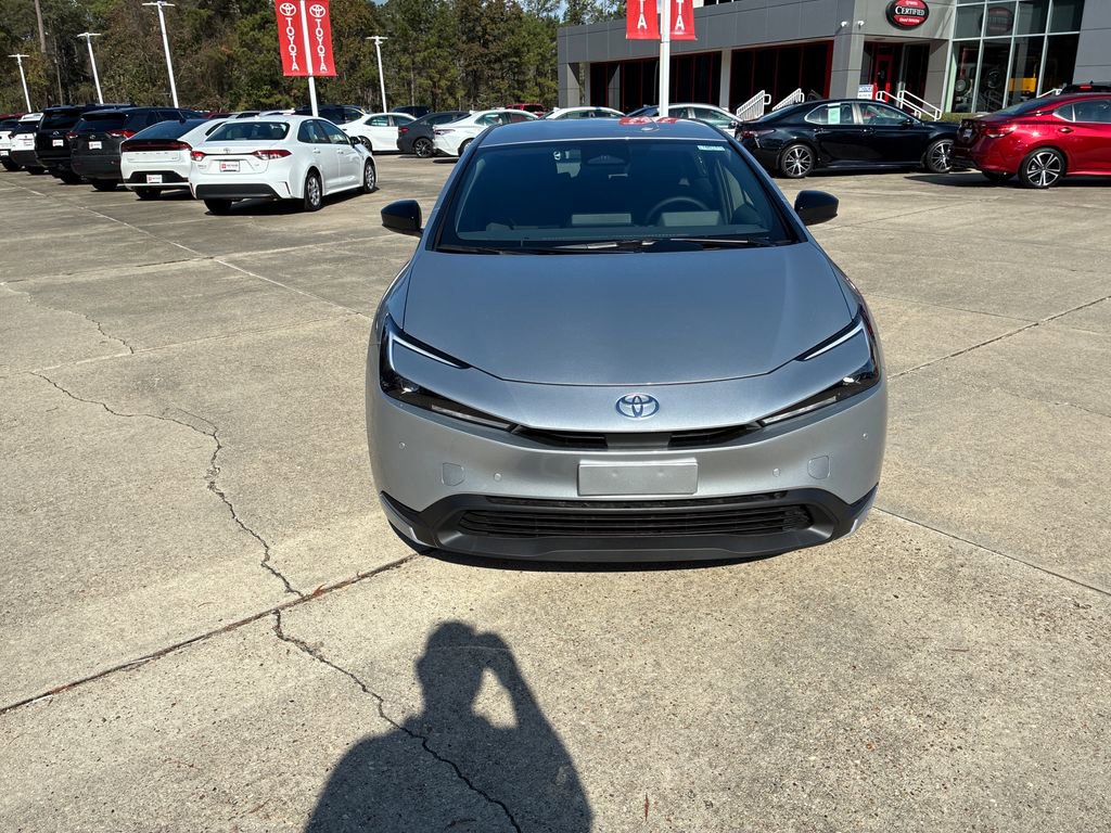 New 2026 Toyota Prius LE image 10