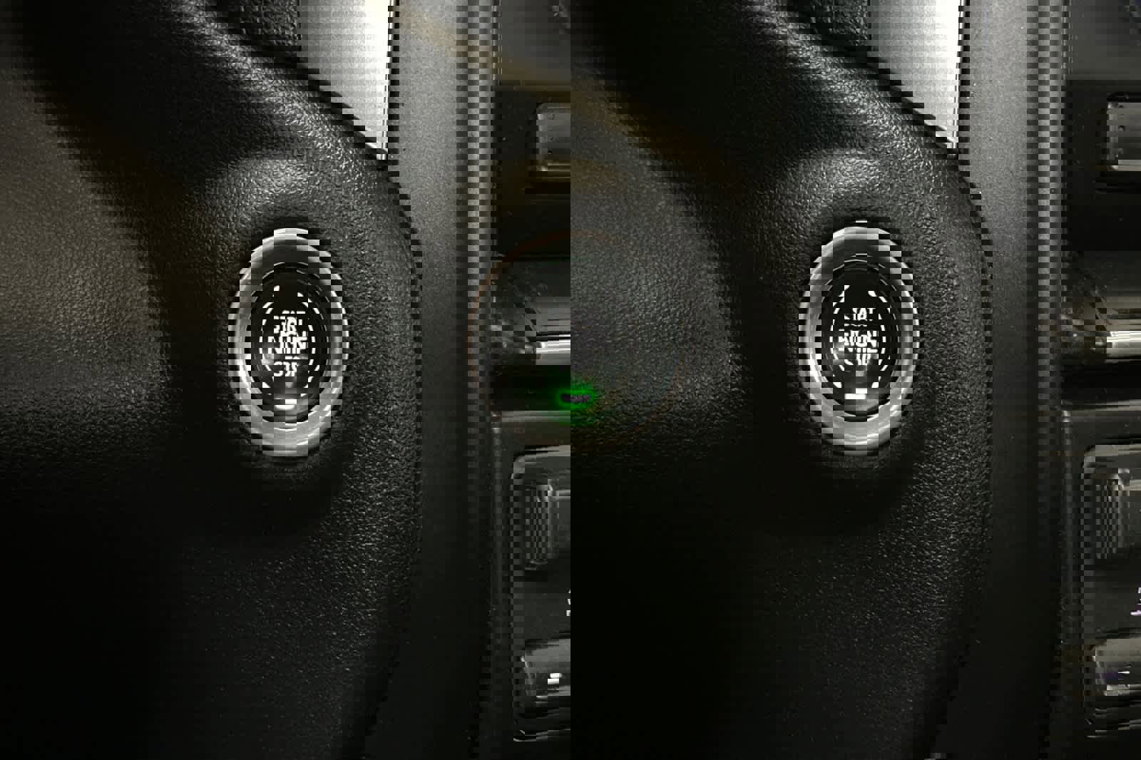 Used 2023 Chevrolet Silverado 2500 LT w/ Convenience Package image 23