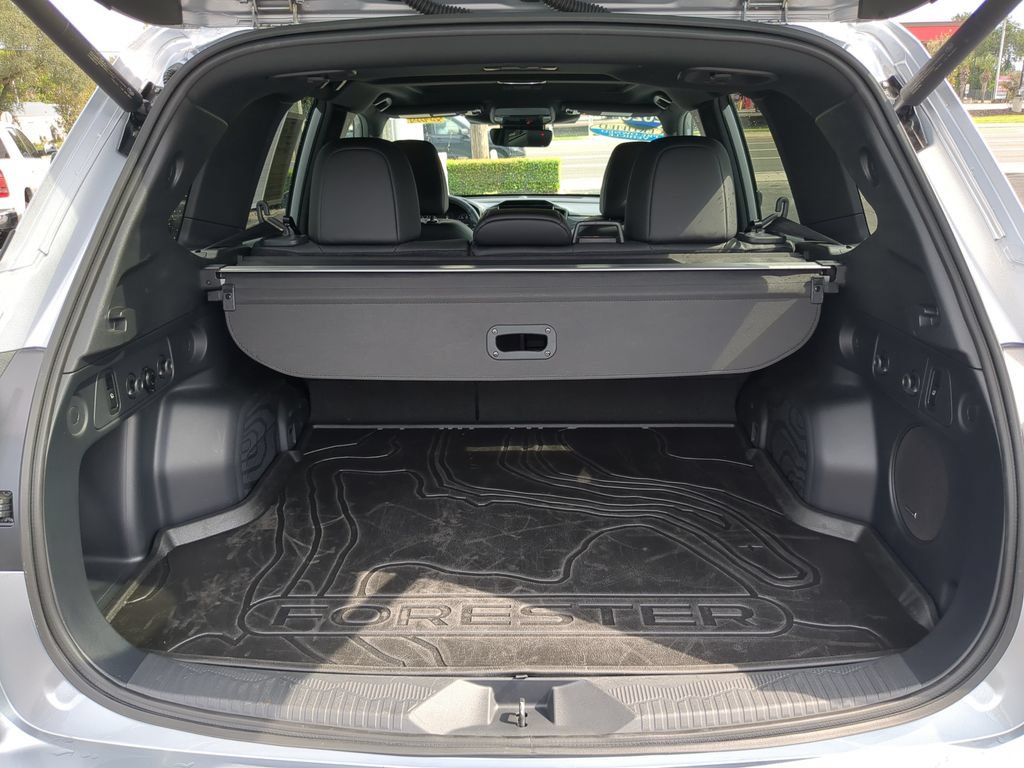 Used 2026 Subaru Forester Limited AWD/4WD image 9
