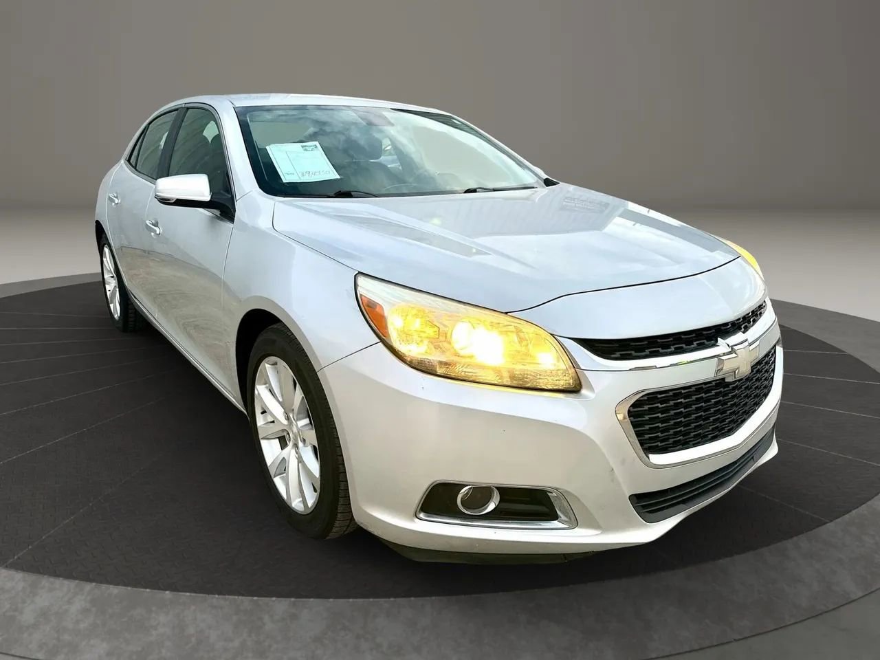 Used 2015 Chevrolet Malibu LTZ image 8