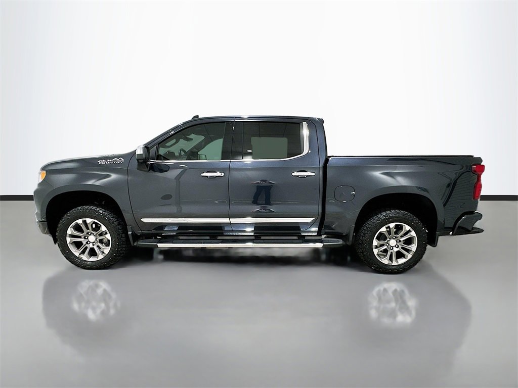 Used 2024 Chevrolet Silverado 1500 High Country w/ Technology Package image 4