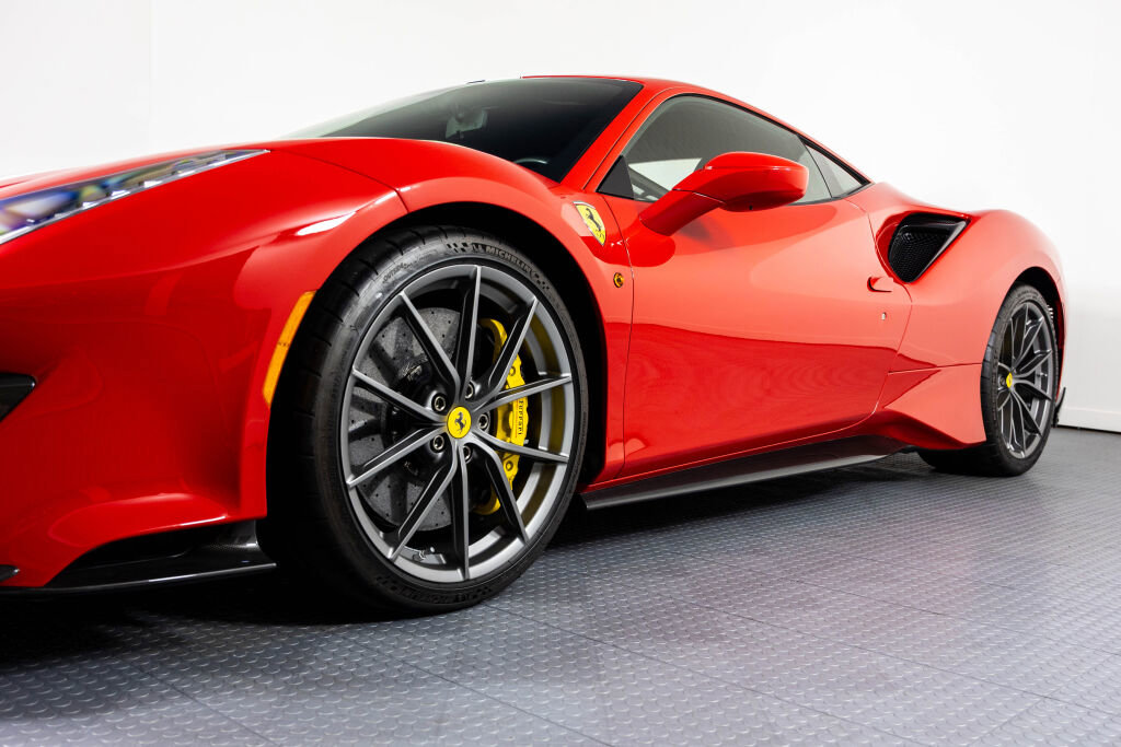 Certified 2020 Ferrari 488 Pista image 13
