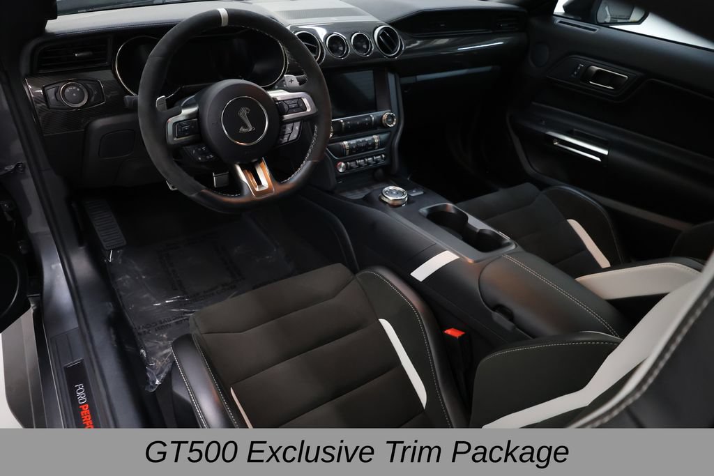 Used 2022 Ford Mustang Shelby GT500 w/ Carbon Fiber Track Pack RWD image 15