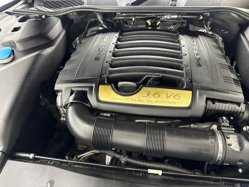 Used 2016 Porsche Cayenne image 75