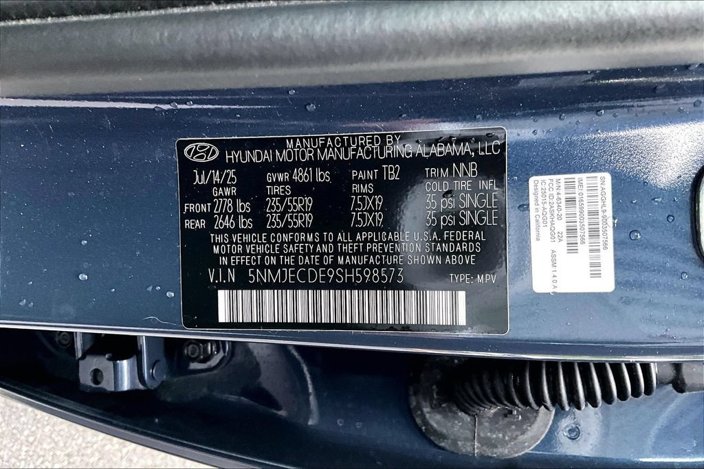 Used 2025 Hyundai Tucson Limited AWD/4WD image 17