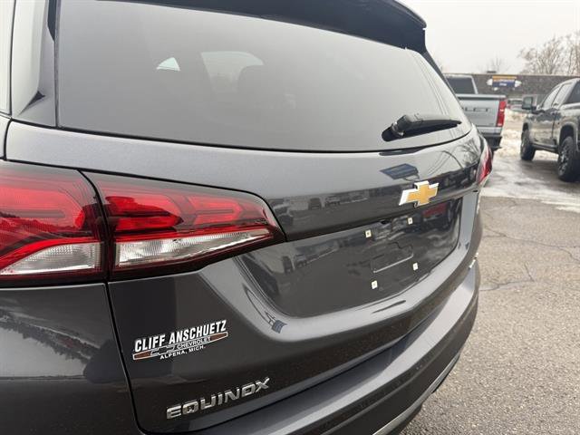 Used 2023 Chevrolet Equinox LT image 24