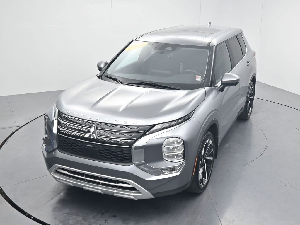 Used 2024 Mitsubishi Outlander SE image 48
