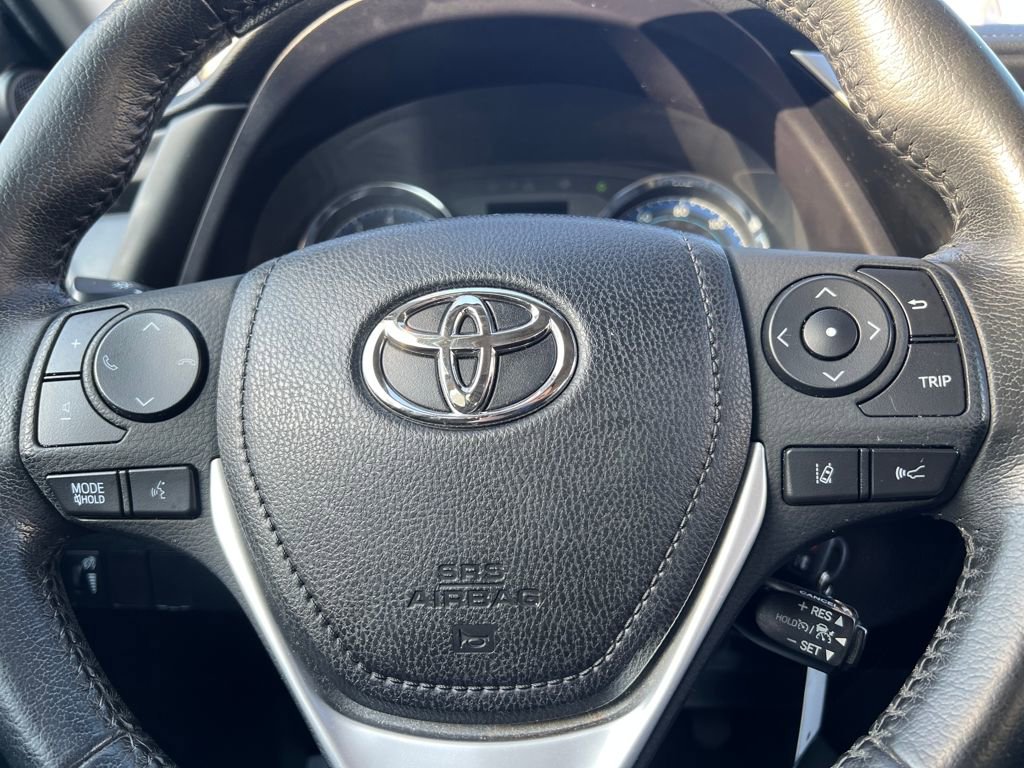 Certified 2019 Toyota Corolla SE image 30