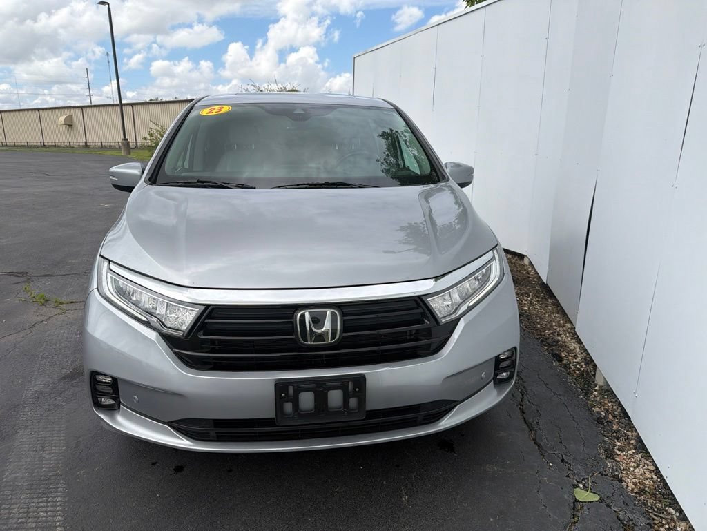 Used 2023 Honda Odyssey Elite image 12
