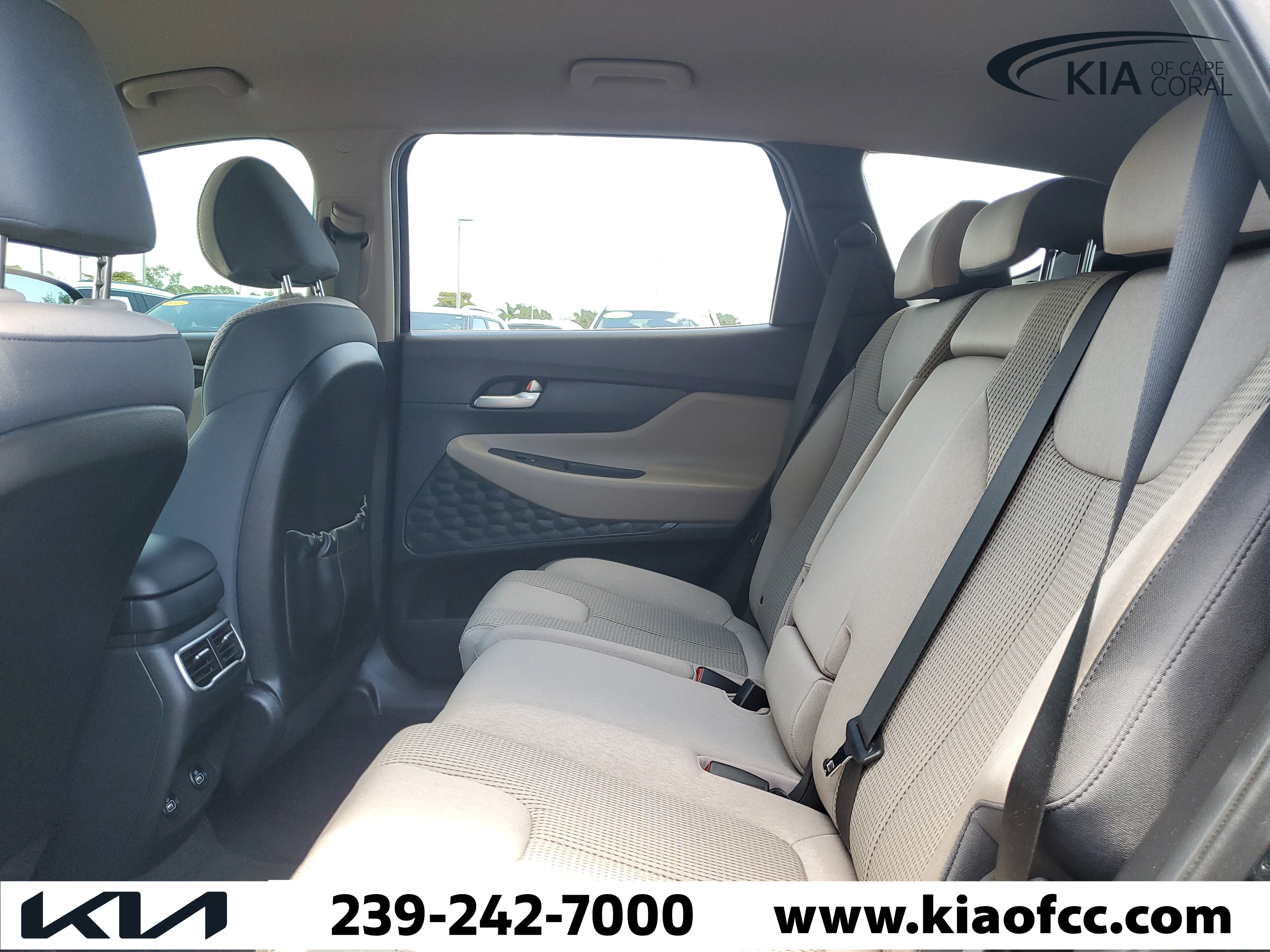 Used 2023 Hyundai Santa Fe SEL FWD image 11