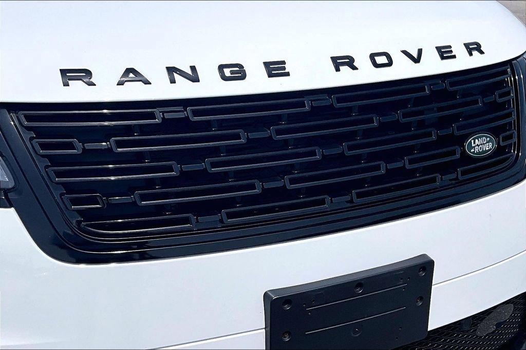 Used 2025 Land Rover Range Rover Velar Dynamic SE AWD/4WD image 29