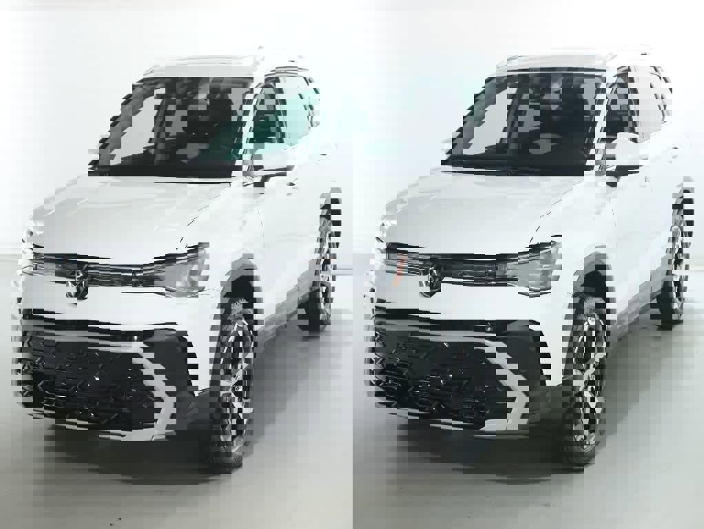 Certified 2025 Volkswagen Taos SEL image 1