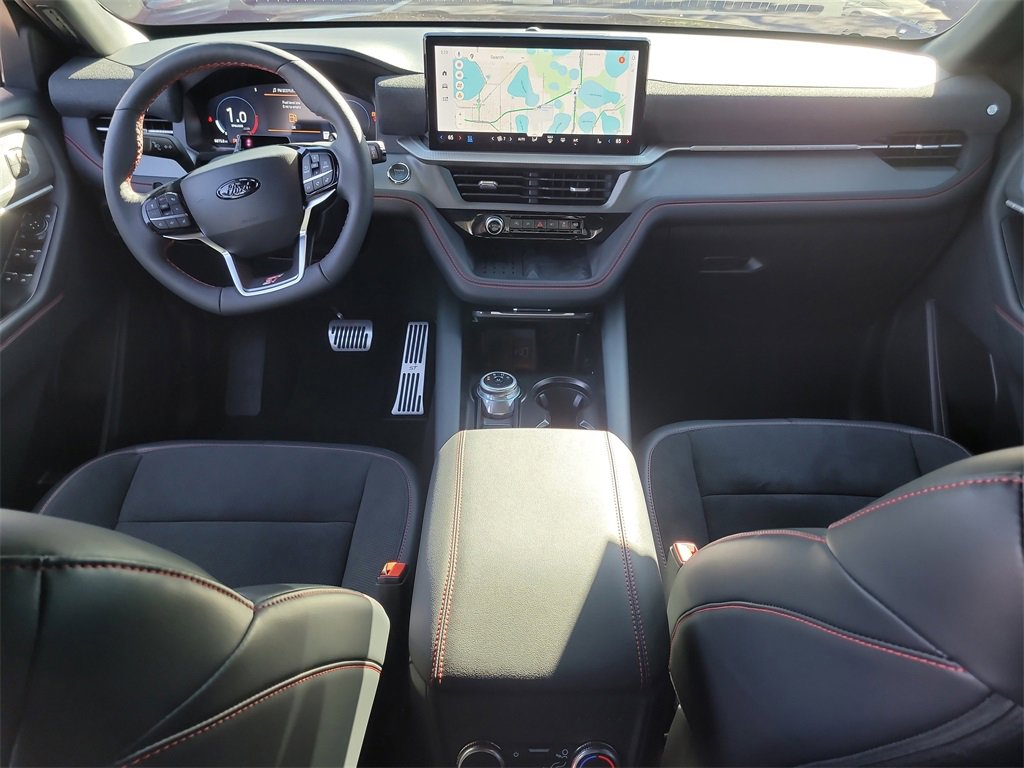 Used 2025 Ford Explorer ST image 14