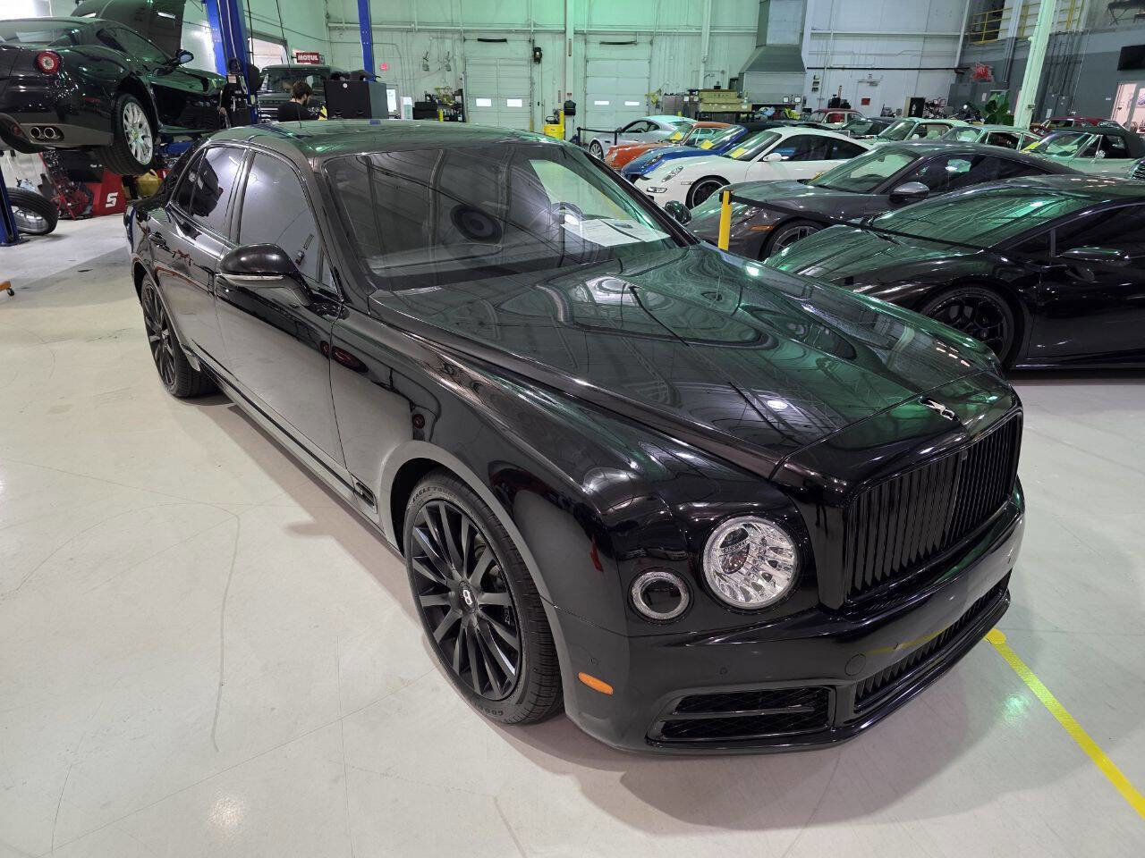 Used 2017 Bentley Mulsanne RWD image 50