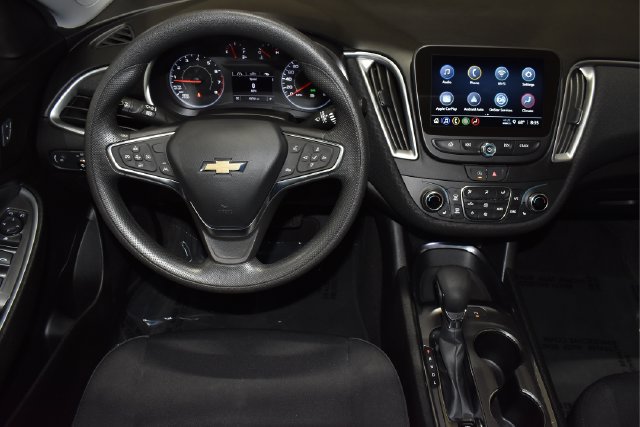 Used 2024 Chevrolet Malibu LT FWD image 33