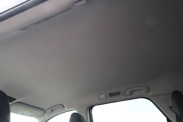 Used 2025 Nissan Pathfinder SV AWD/4WD image 20