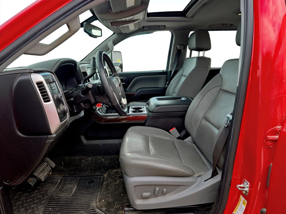 Used 2017 GMC Sierra 2500 SLT w/ Duramax Plus Package AWD/4WD image 26