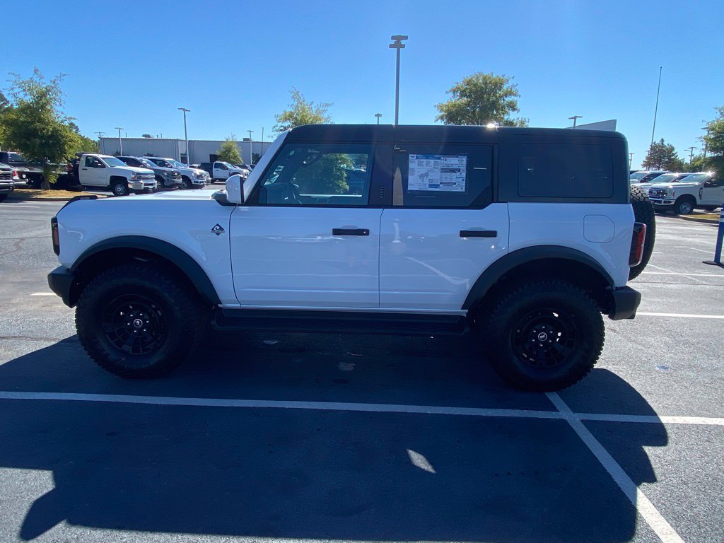 New 2026 Ford Bronco Outer Banks w/ Sasquatch Package AWD/4WD image 4