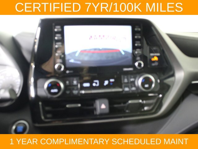 Used 2021 Toyota Highlander L AWD/4WD image 26