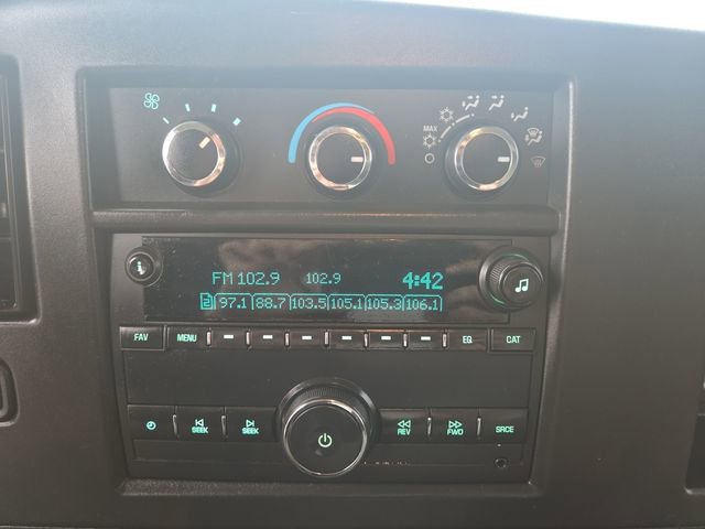 Used 2019 Chevrolet Express 2500 image 18