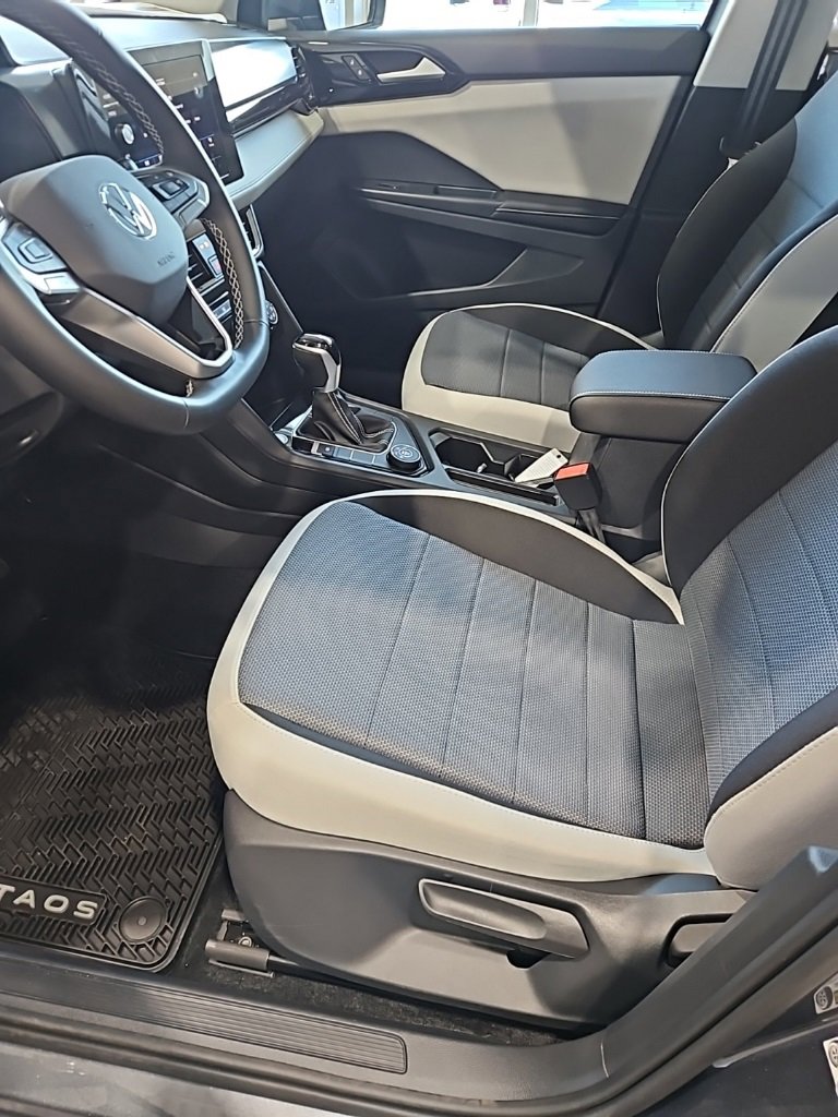 New 2026 Volkswagen Taos S image 27