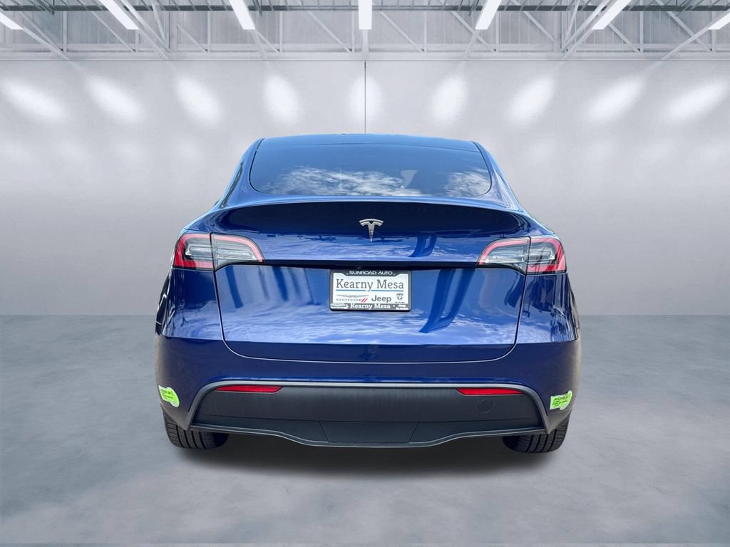 Used 2023 Tesla Model Y Long Range AWD/4WD image 5